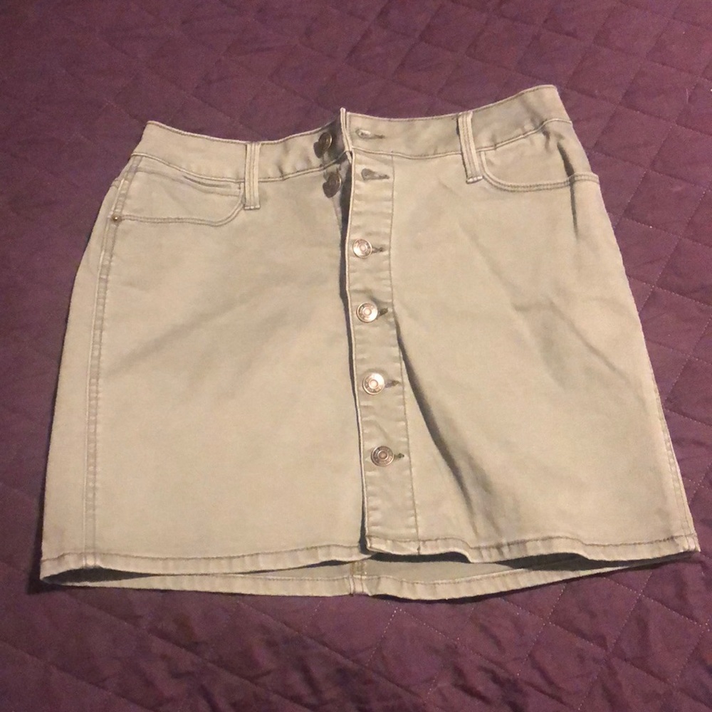 Green skirt